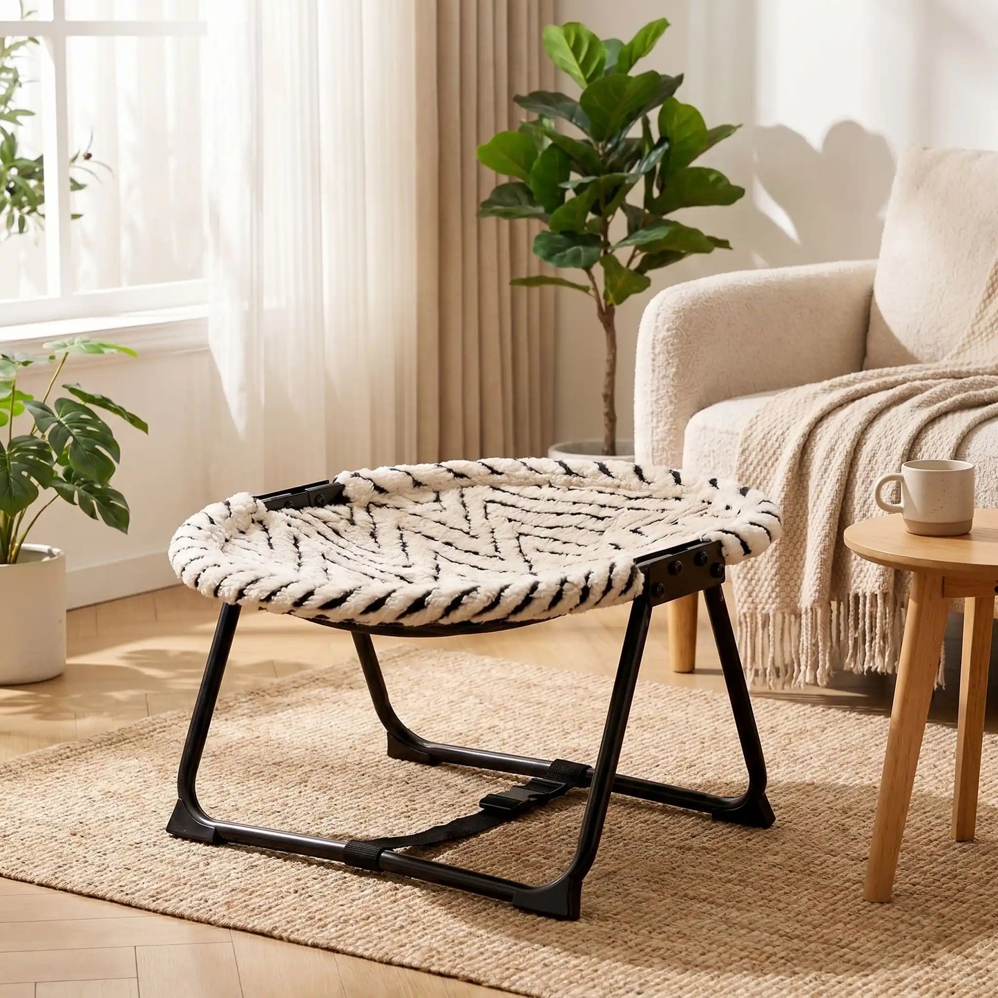 hamac pour chat rayures plante mug tapis rideaux