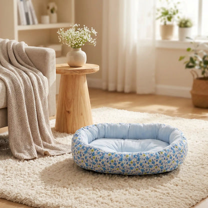 couchage pour chat couleur bleu tapis vase fleurs