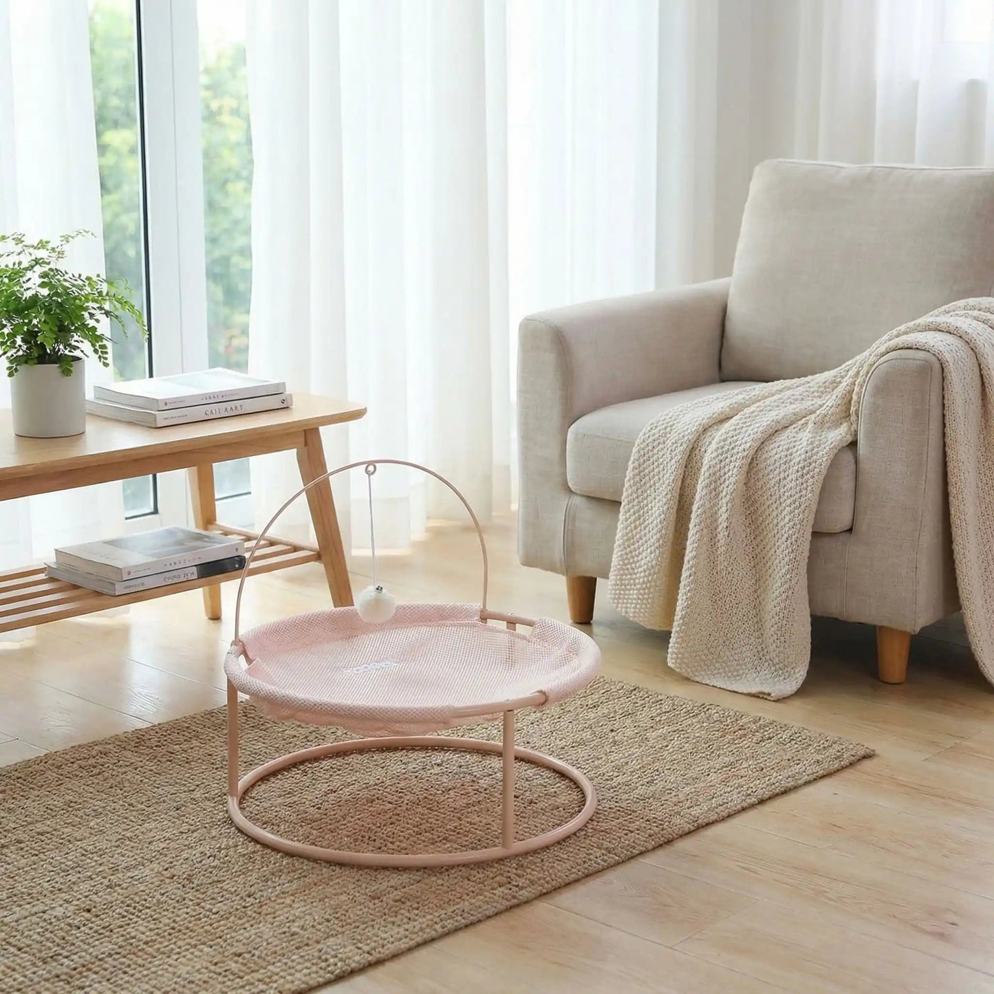 hamac chat couleur rose livre tapis rideaux blanc